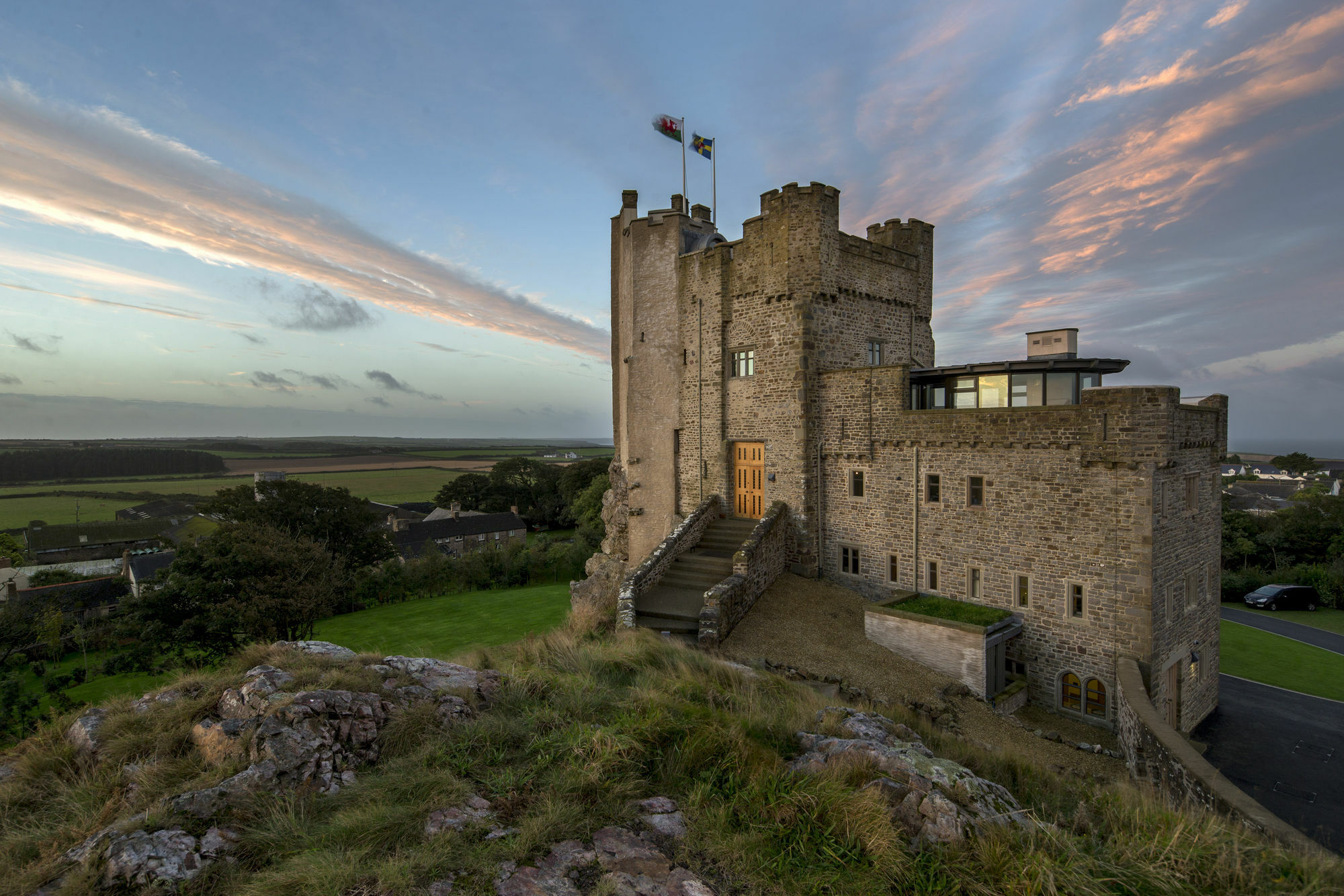 Roch Castle Hotel Exterior photo
